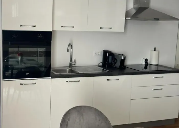 Palm Blues Βόντιτσε