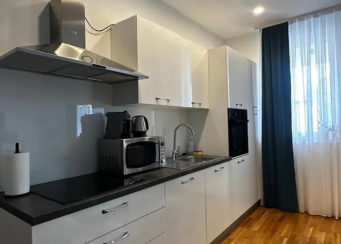 Palm Blues Βόντιτσε